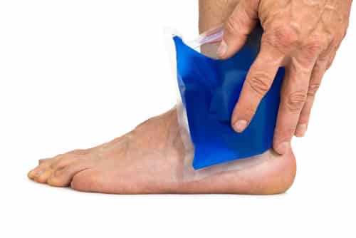 hogyan kezeljük a fájó ízületet a lábon hogyan érzésteleníteni a súlyos ízületi fájdalmakat